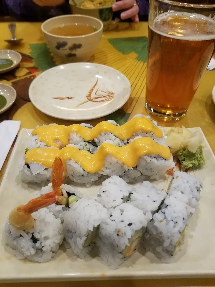 Spicy Scallop and Shrimp Tempura Roll